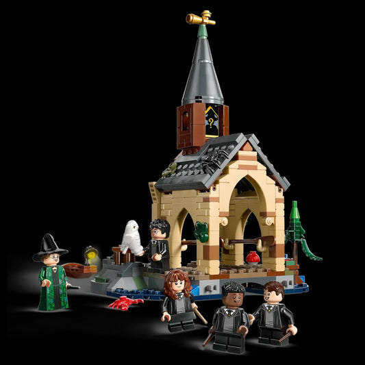 Boat House - Hogwarts Castle (350 pieces)