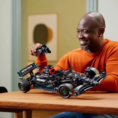 (80% OFF) F1 of SEVEN-TIME WORLD CHAMPION Lewis Hamilton (1642 pieces)