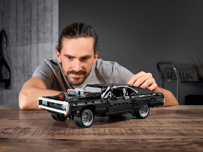 (80% OFF) Vin Diesel's 1970 Dodge Charger from Fast and Furious (1077 pieces)