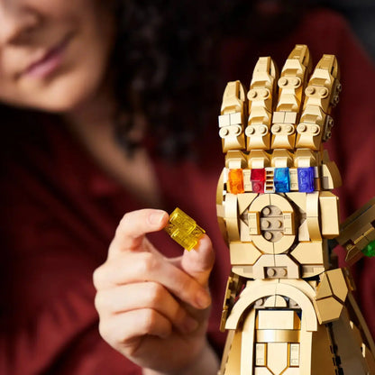 Infinity Gauntlet (589 pieces)