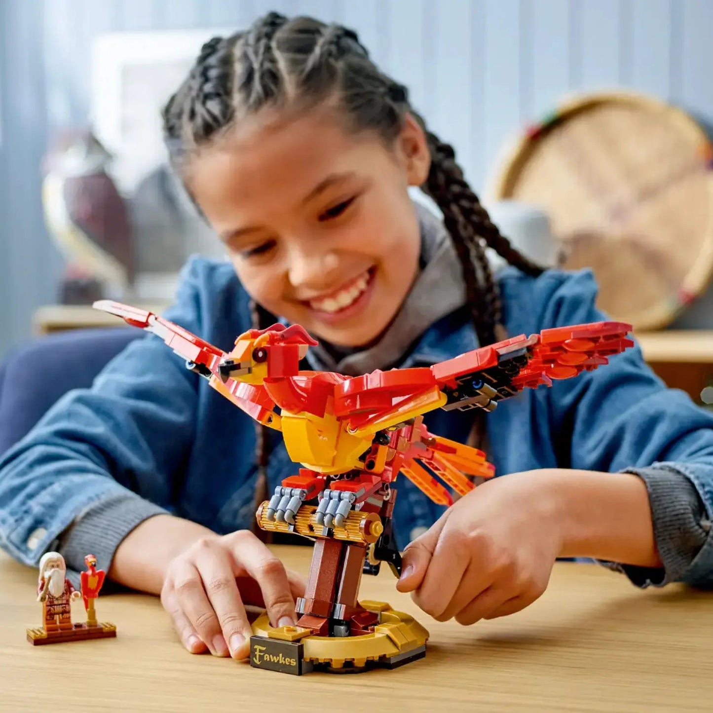 Dumbledore's Phoenix (597 pieces)