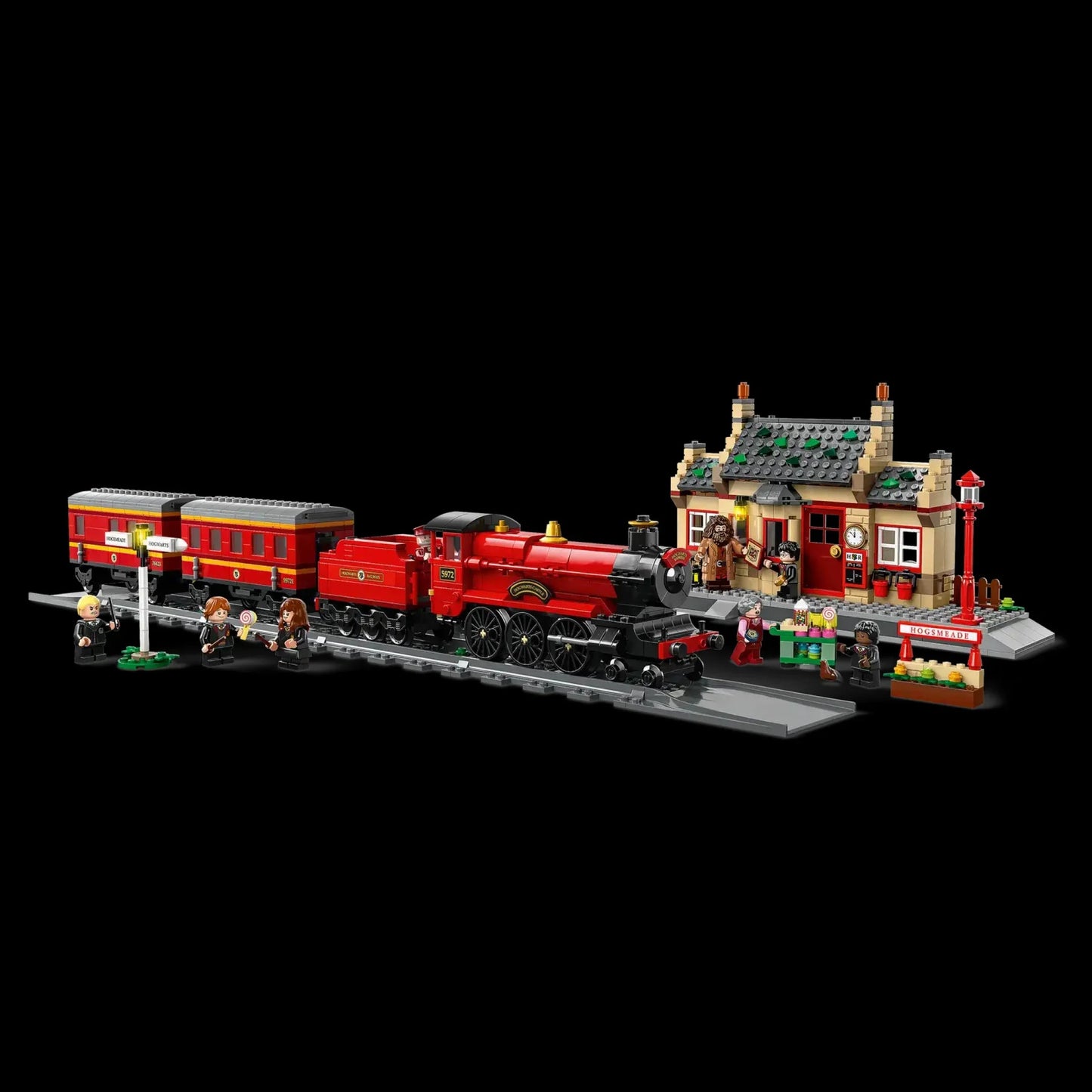The Hogwarts Express and Hogsmeade Station (1074 pieces)