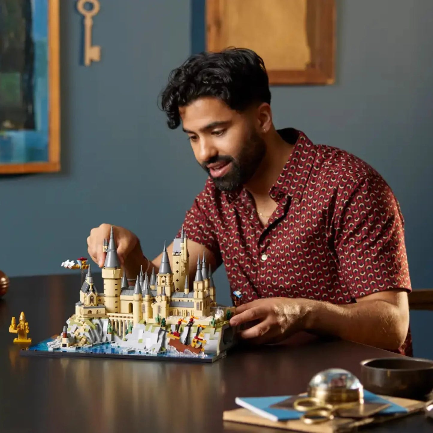 The Castle and the Hogwarts Grounds (2660 pieces)