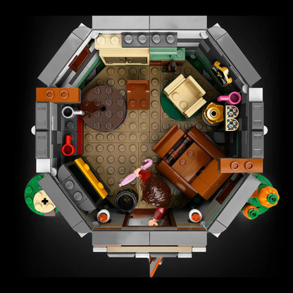 Hagrid's Hut: An Unexpected Visit (896 pieces)