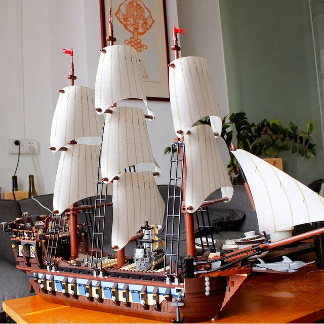 Imperial Ship of the Caribbean (1664 pieces)