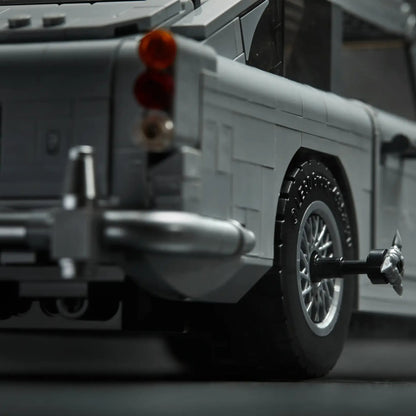 Aston Martin DB5 of James Bond "007" (1295 pieces)