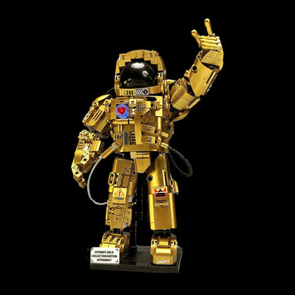 Golden Astronaut (990 pieces)