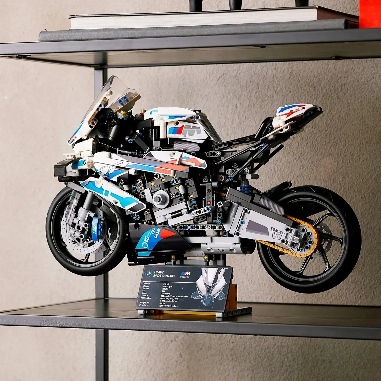 (64% OFF) BMW M 1000 RR 45 centimeters long and 27 cm tall (1920 pieces)