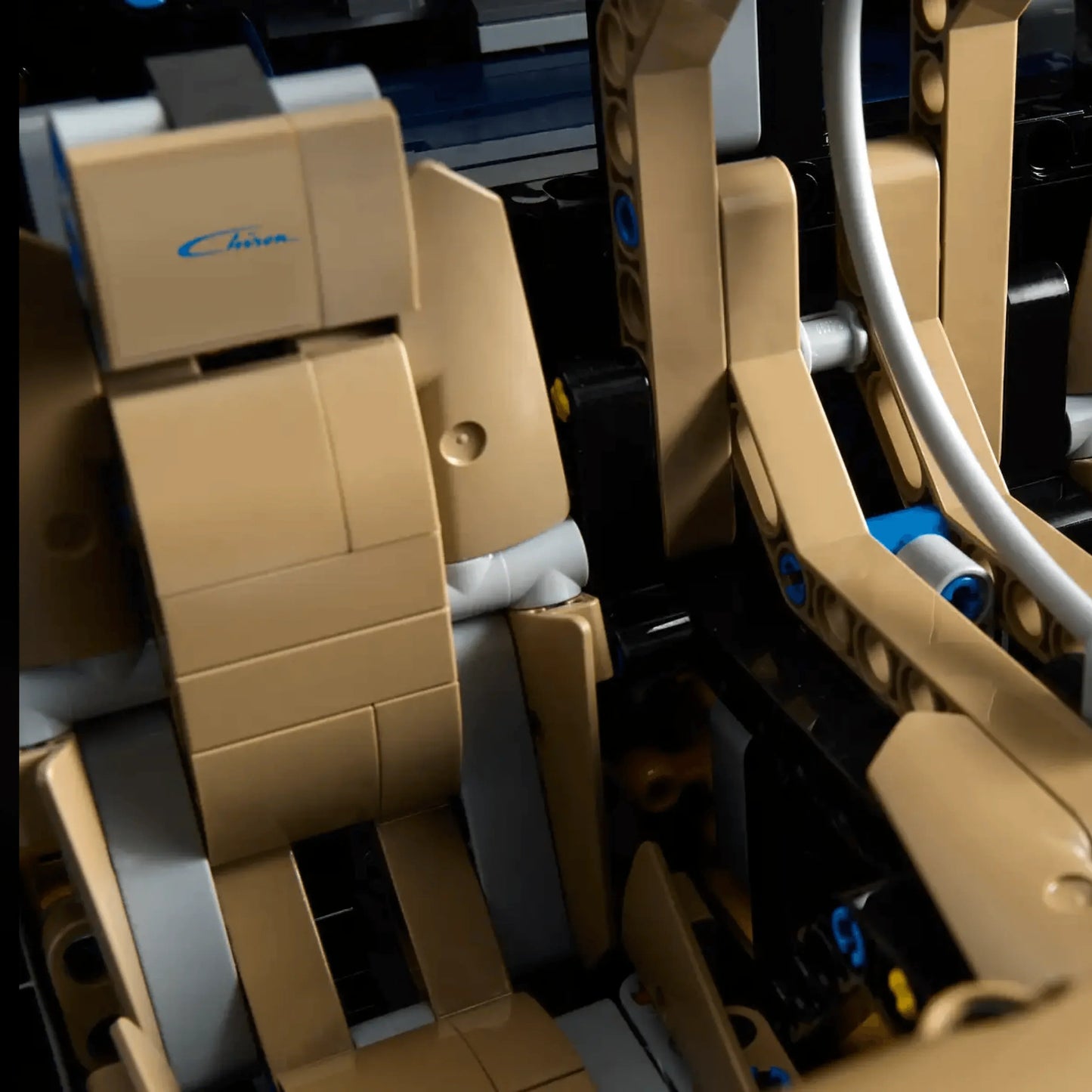 Bugatti Chiron Blue (3599 pieces)