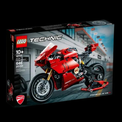 Ducati Panigale V4 R (646 pieces)