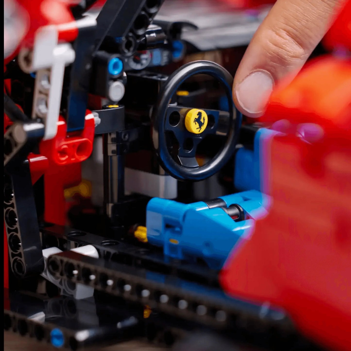 Ferrari Daytona SP3 Red (3778 pieces)