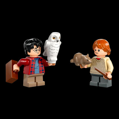 Harry Potter's Flying Ford Anglia (165 pieces)