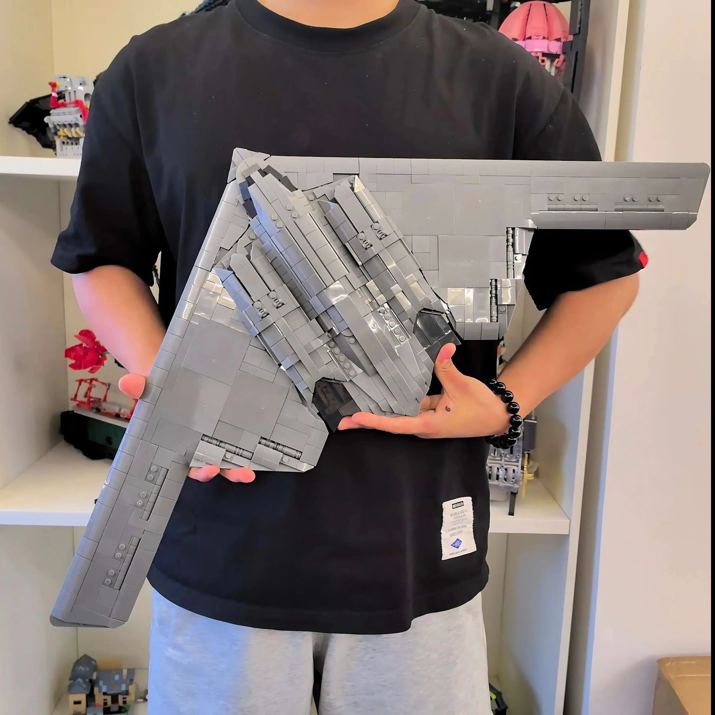 B-2 Spirit Bomber (2063 pieces)