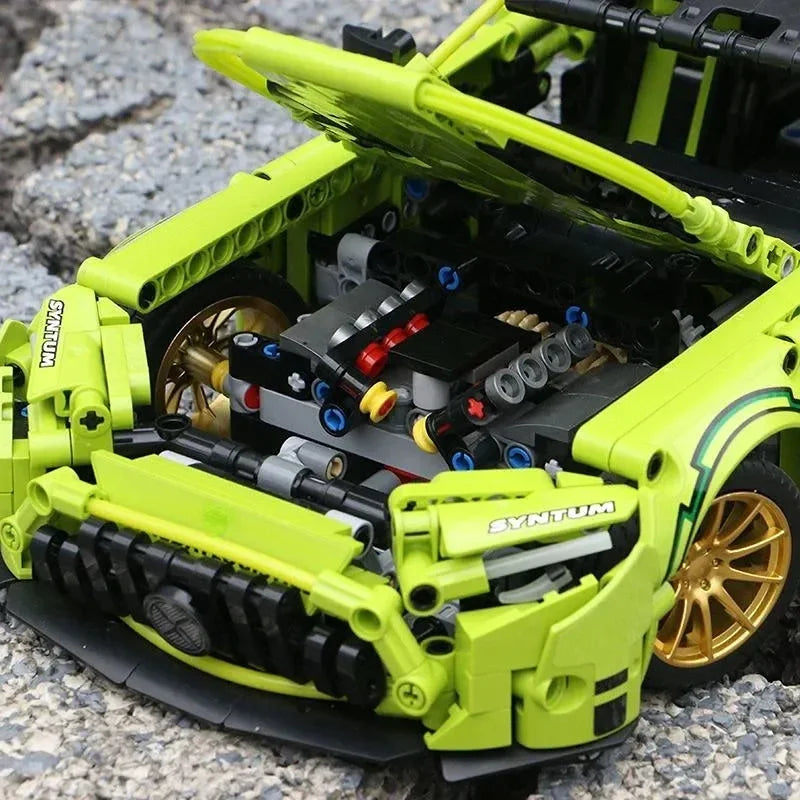 Mercedes AMG GT-S Green (1466 pcs)