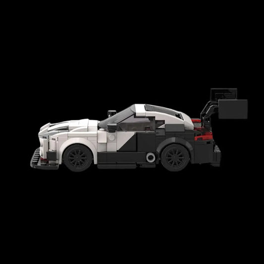Nissan 370z (334 pieces)