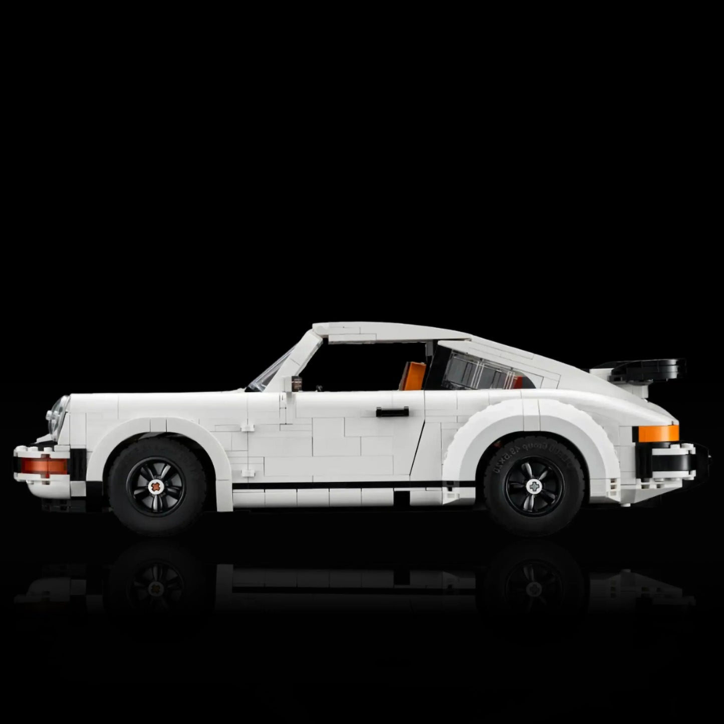 Porsche 911 Turbo or Targa (1458 pieces)