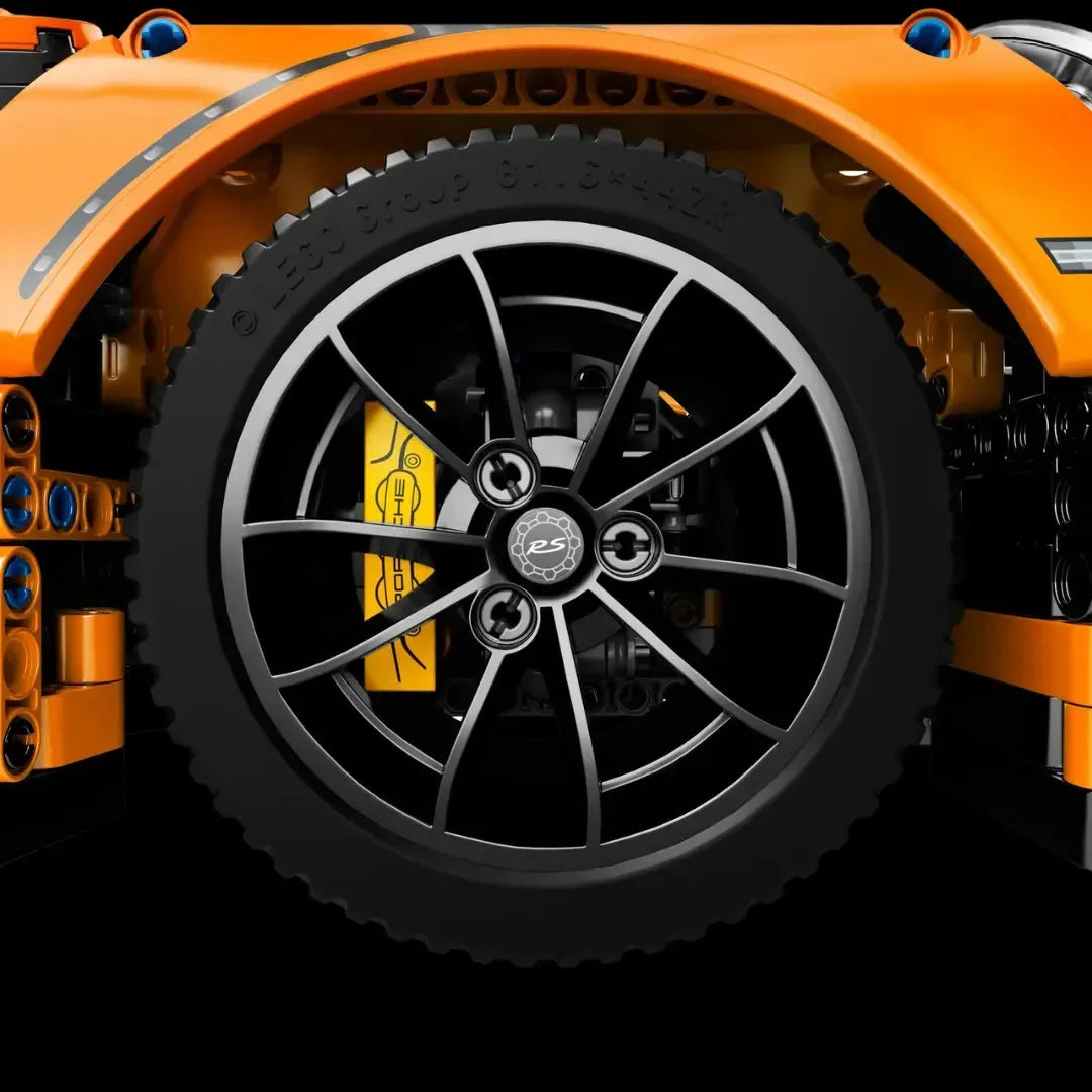 Porsche 911 GT3 RS (2704 pcs)