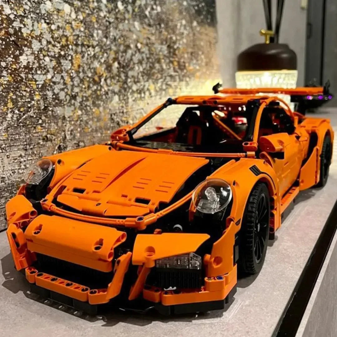 Porsche 911 GT3 RS (2704 pcs)