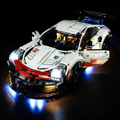 Porsche 911 RSR White (1580 pieces)