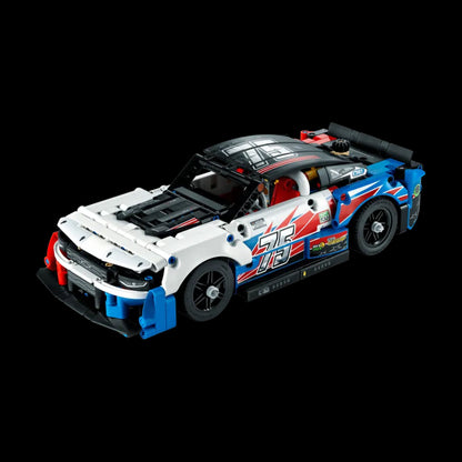 NASCAR Camaro ZL1 (672 pcs)