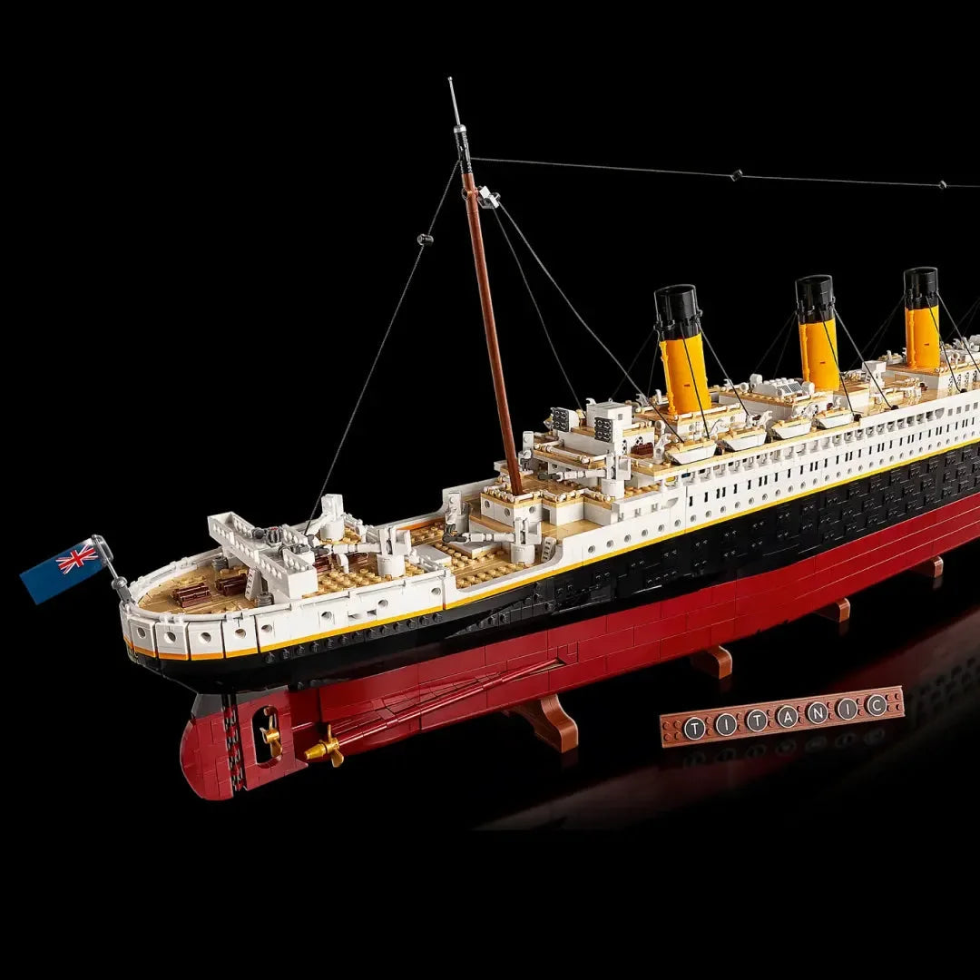 Titanic (9090 pieces)